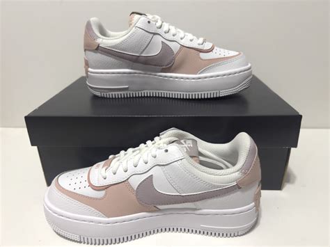 nike air force 1 geruch